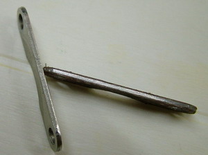 Pastilha original, que pega "ferro com ferro" X pastilha custom, com amianto dos dois lados