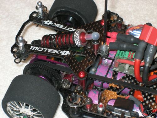 hpi upgrade, brushless e chassi em fibra de carbono.