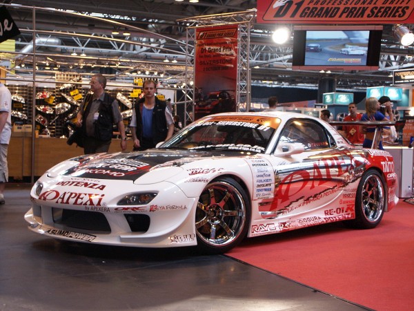 mazda-rx7-%5bmax-power-2005%5d-600.jpg
